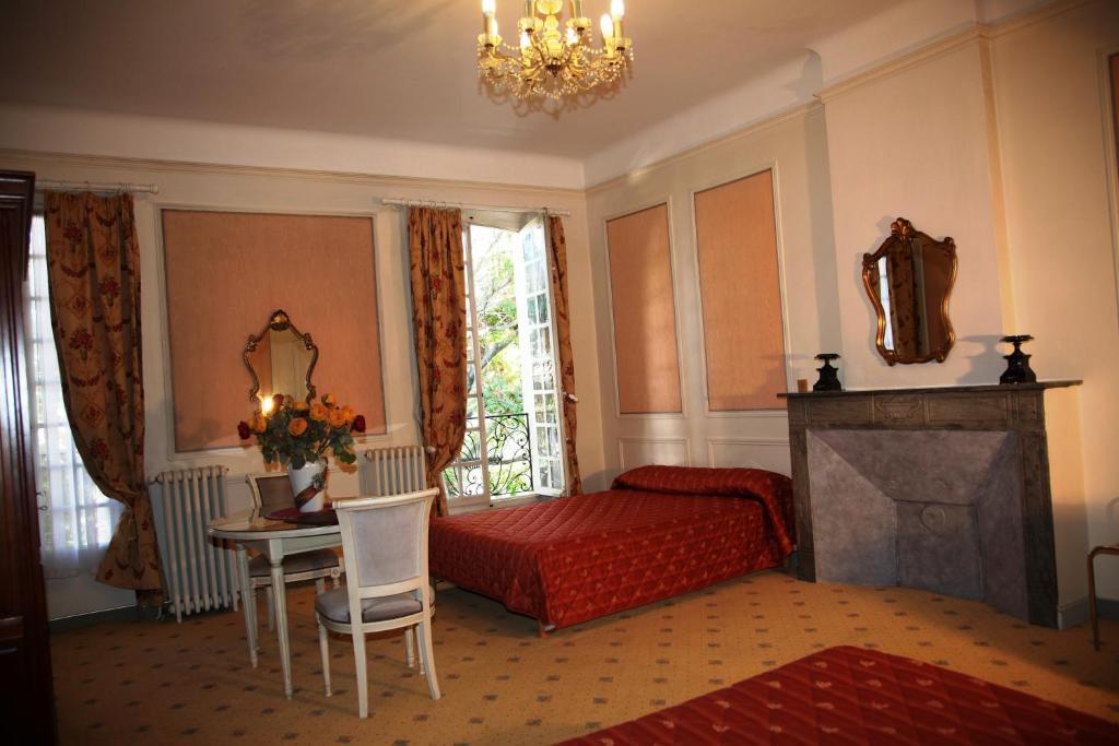 Hotel Du Fiacre Carpentras Rom bilde