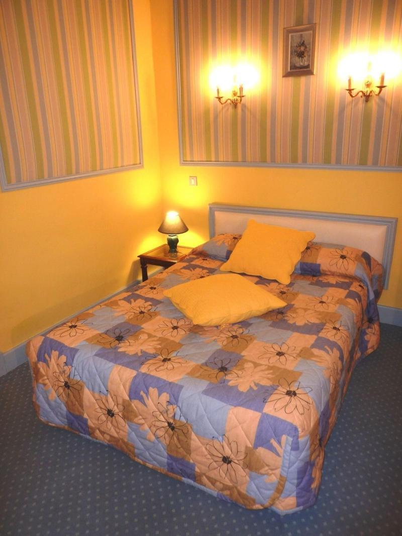 Hotel Du Fiacre Carpentras Eksteriør bilde