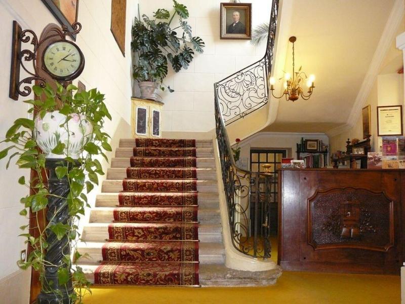 Hotel Du Fiacre Carpentras Eksteriør bilde