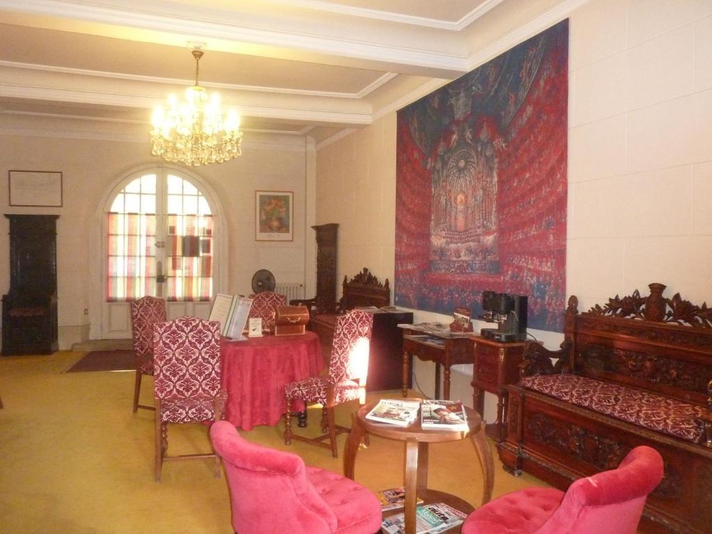 Hotel Du Fiacre Carpentras Eksteriør bilde